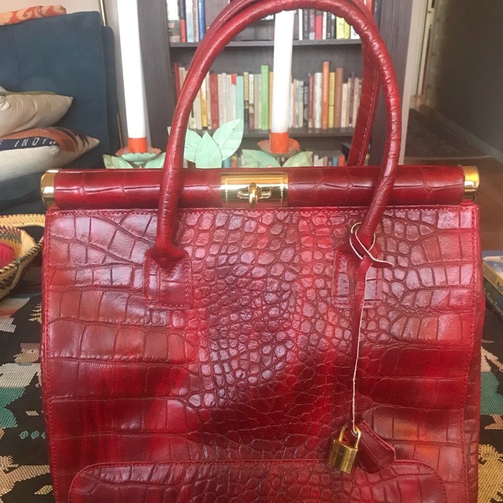 Merci Marie made in Italy red leather handbag